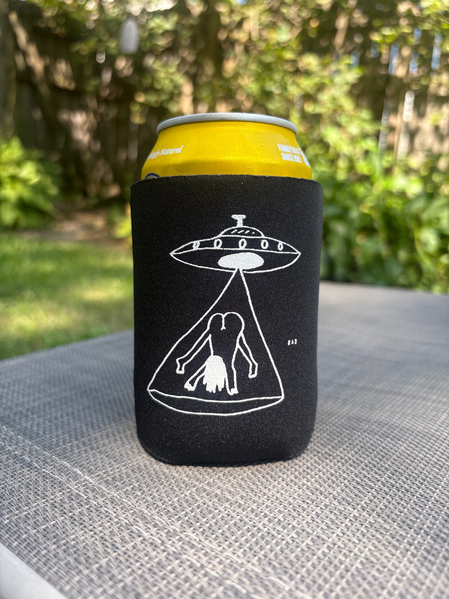 Double-Sided Alien Black Can Cooler